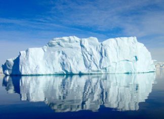 An Antarctic Iceberg